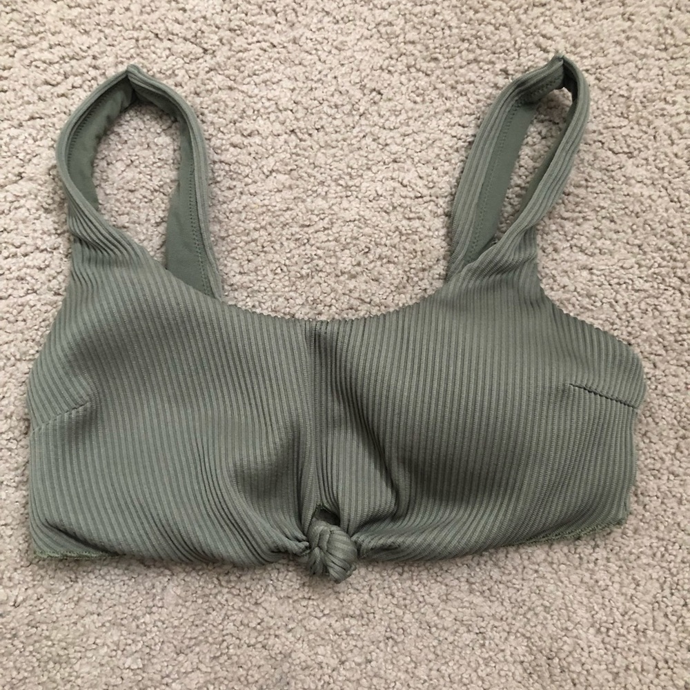 hollister bikini top